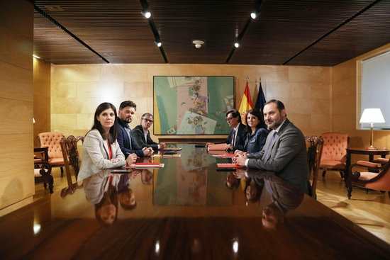 Socialists meeting with Esquerra Republicana to discuss backing for Pedro Sánchez presidency (by PSOE)